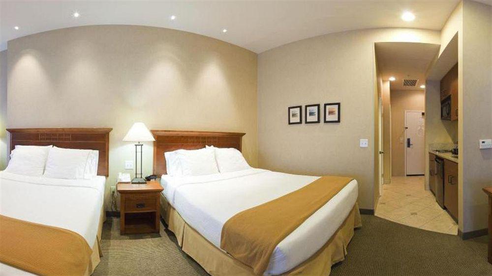 Holiday Inn Express Hotel & Suites Ventura Harbor By Ihg Экстерьер фото