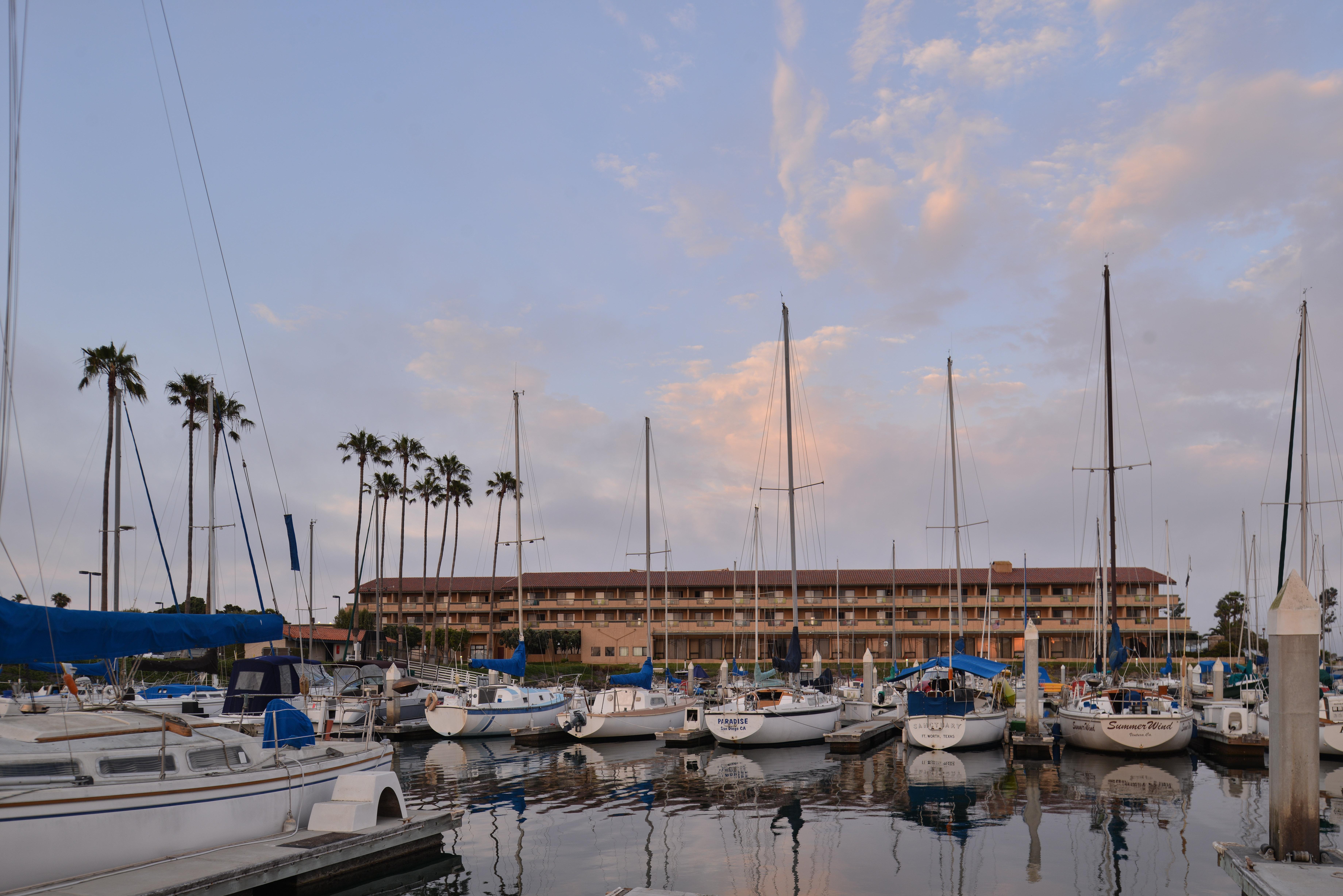 Holiday Inn Express Hotel & Suites Ventura Harbor By Ihg Экстерьер фото