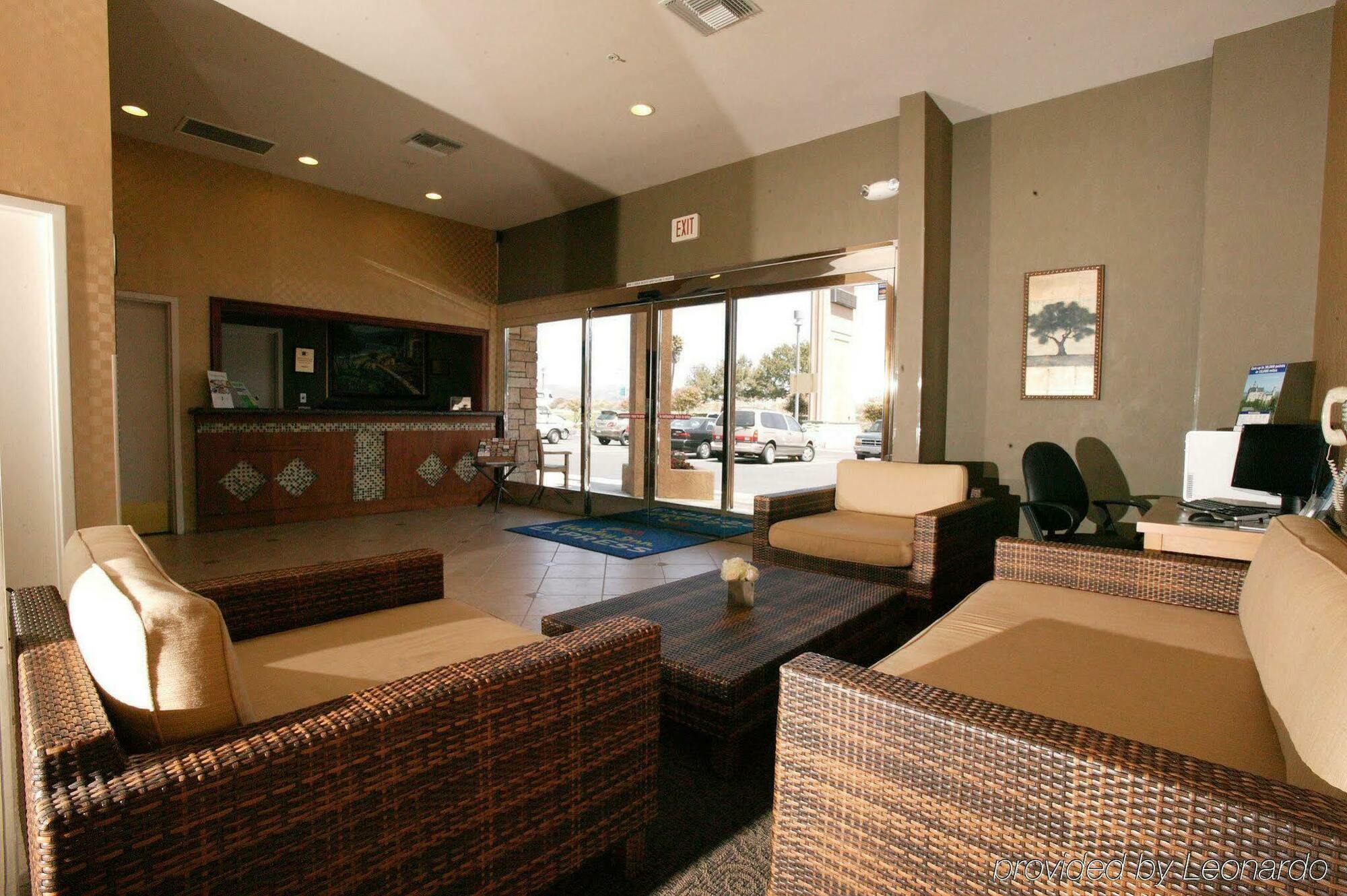 Holiday Inn Express Hotel & Suites Ventura Harbor By Ihg Экстерьер фото
